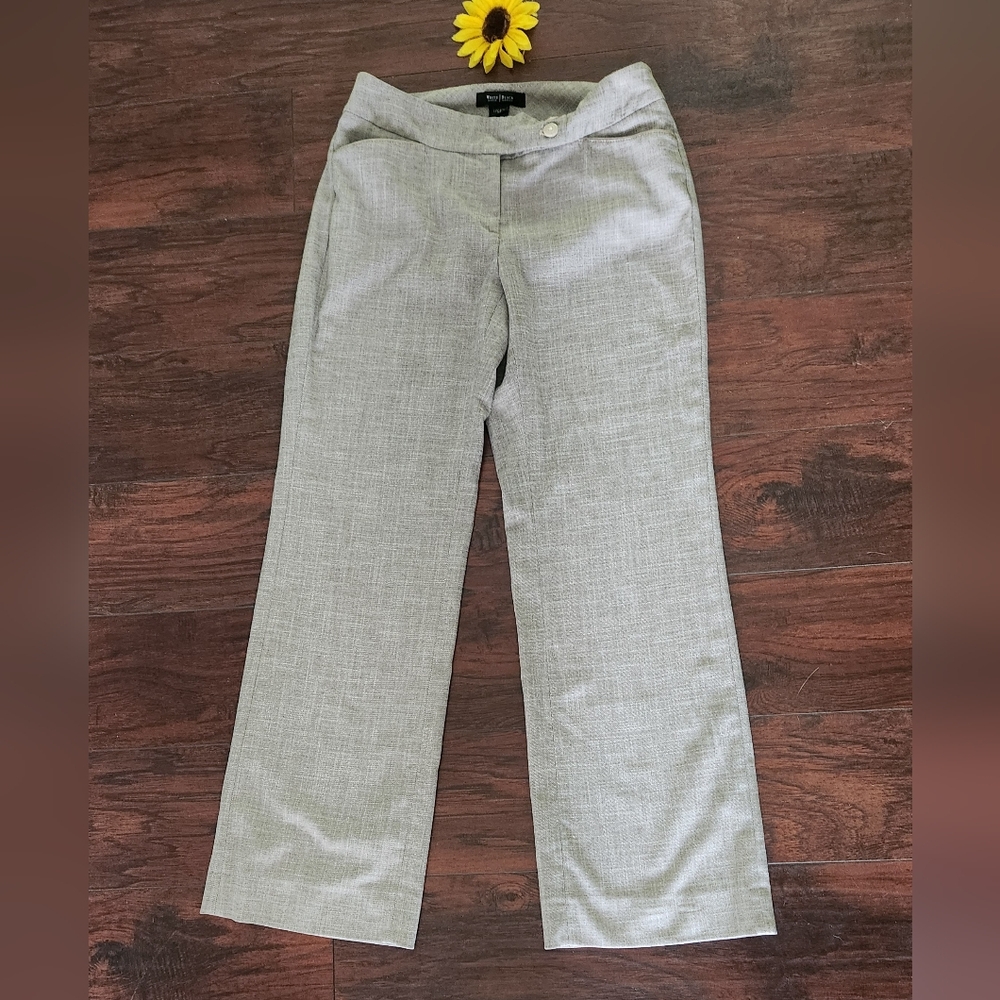 White House Black Market Legacy Tan Dress Pants 🩶 - Picture 3 of 8